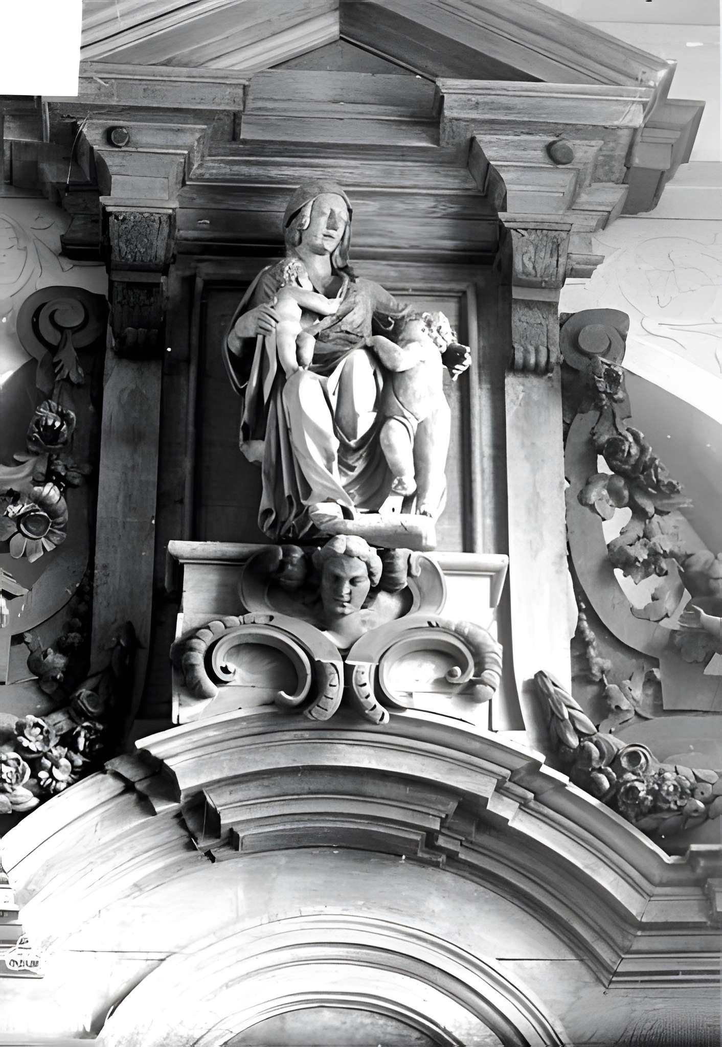 Ancienne abbaye bénédictine de Crespin