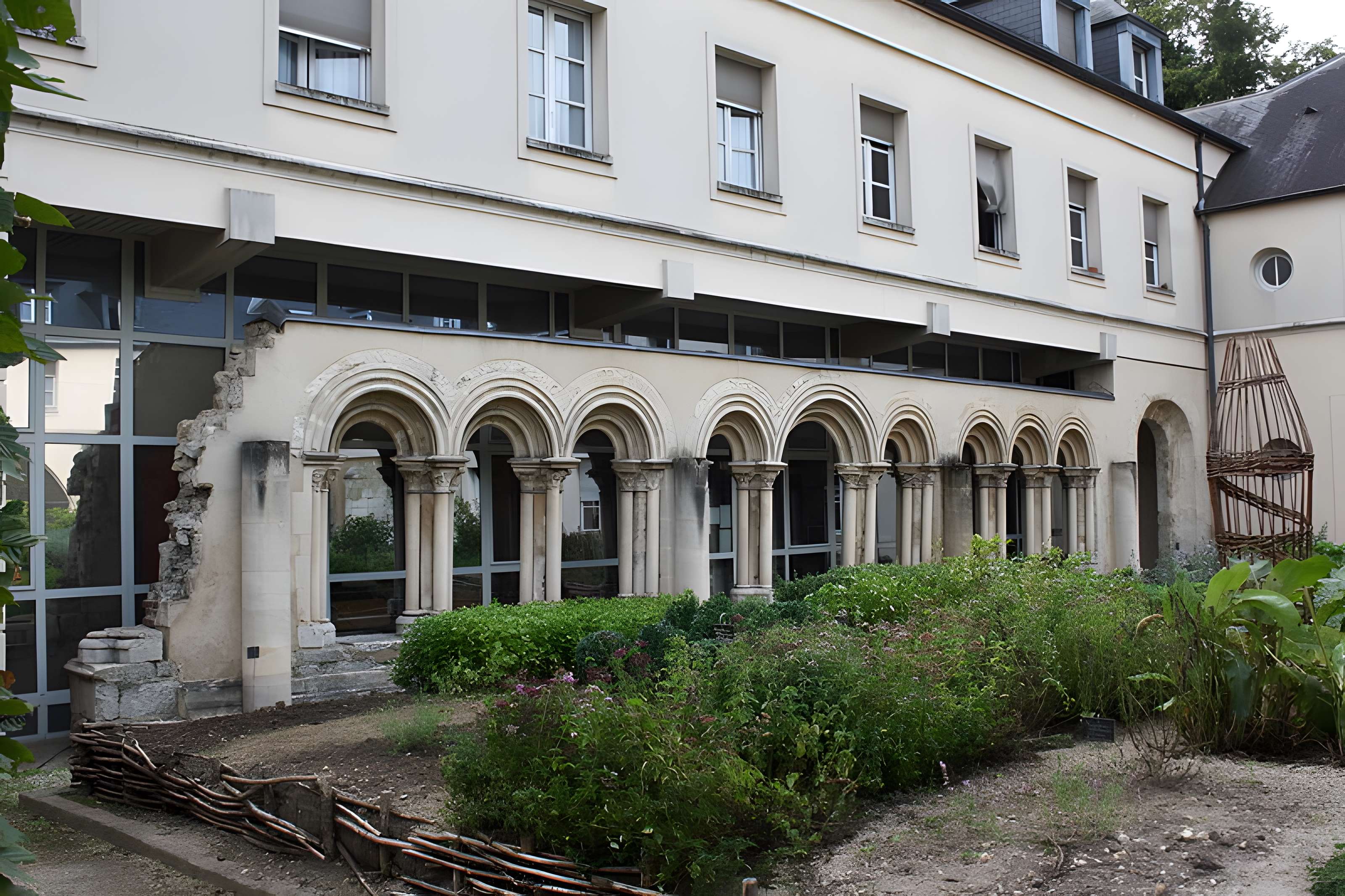 Ancienne abbaye royale de Chelles