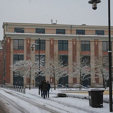 Ancienne chocolaterie Poulain à Blois