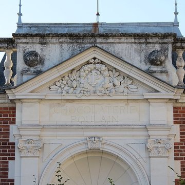 Ancienne chocolaterie Poulain à Blois