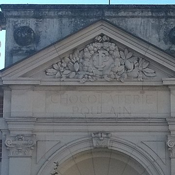Ancienne chocolaterie Poulain à Blois