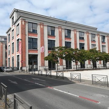Ancienne chocolaterie Poulain à Blois