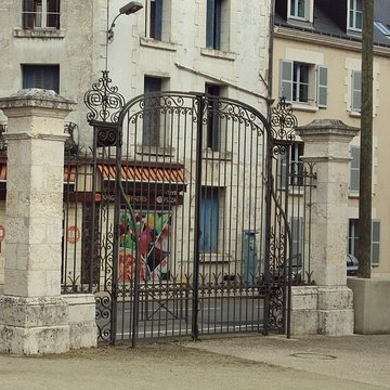 Ancienne chocolaterie Poulain à Blois