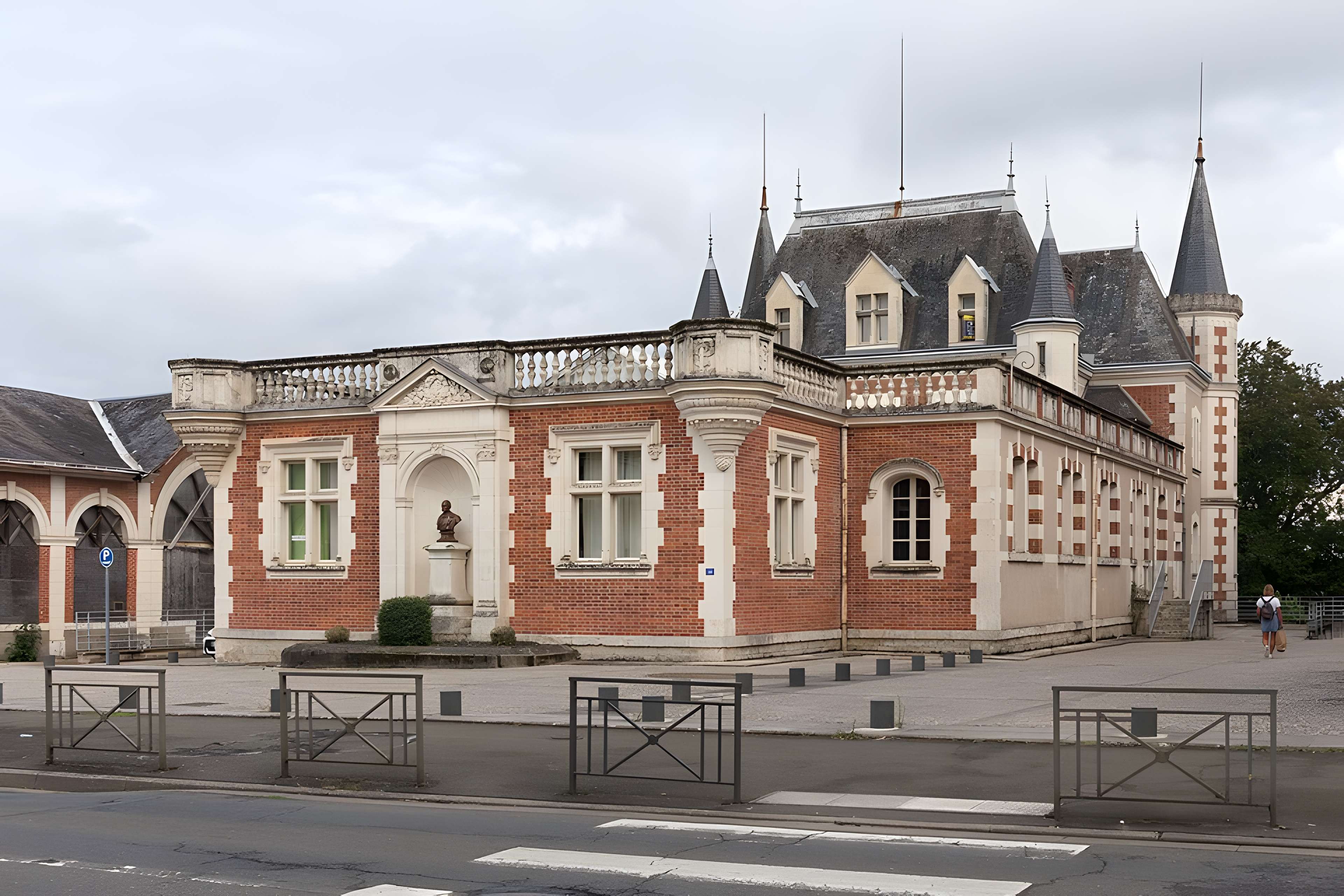 Ancienne chocolaterie Poulain à Blois