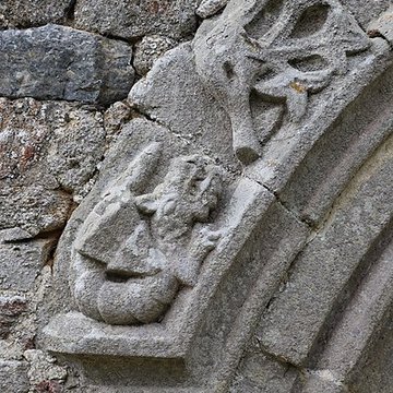 Ancienne église Saint-Lunaire de Saint-Lormel