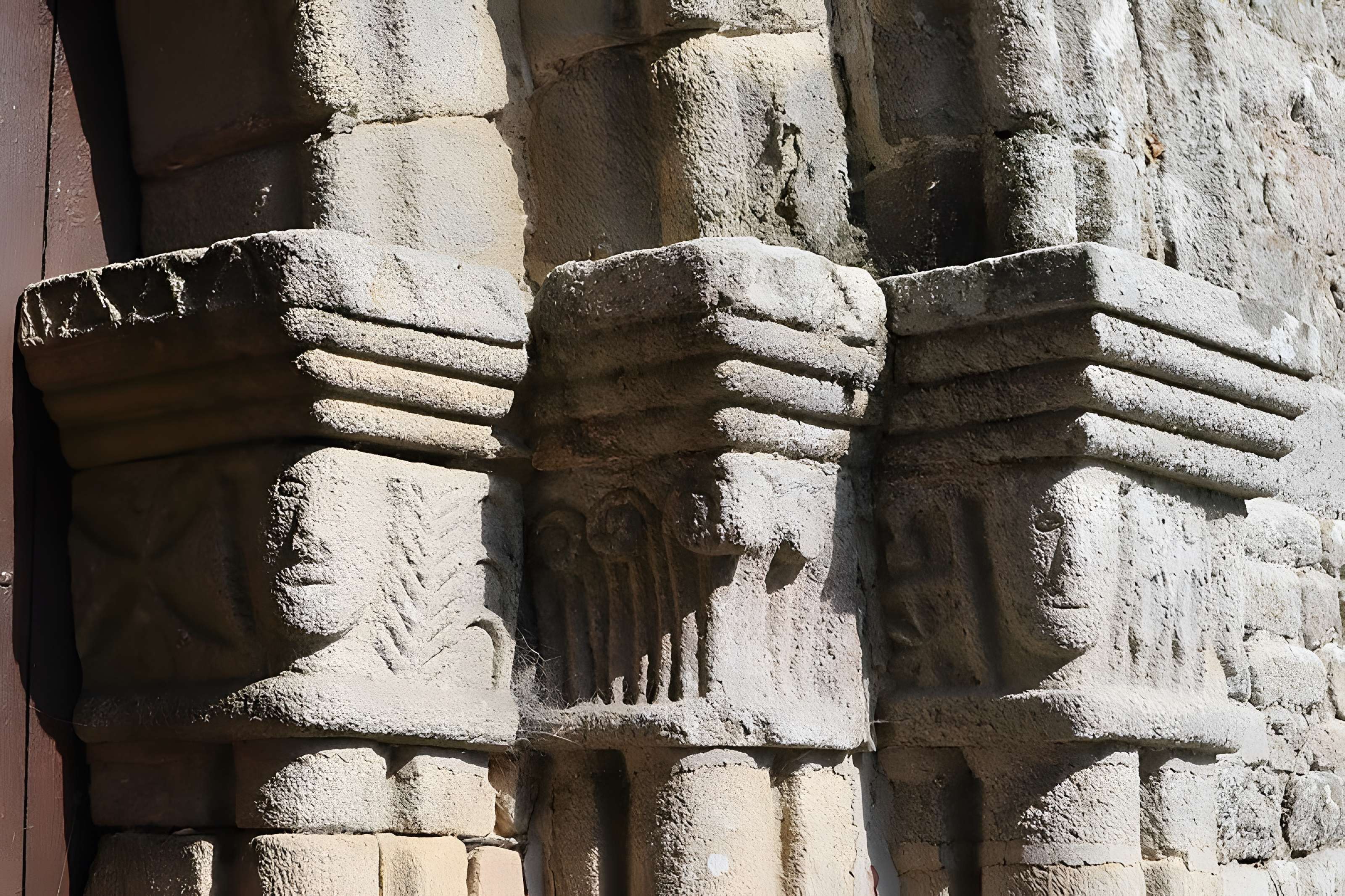 Ancienne église Saint-Lunaire de Saint-Lormel