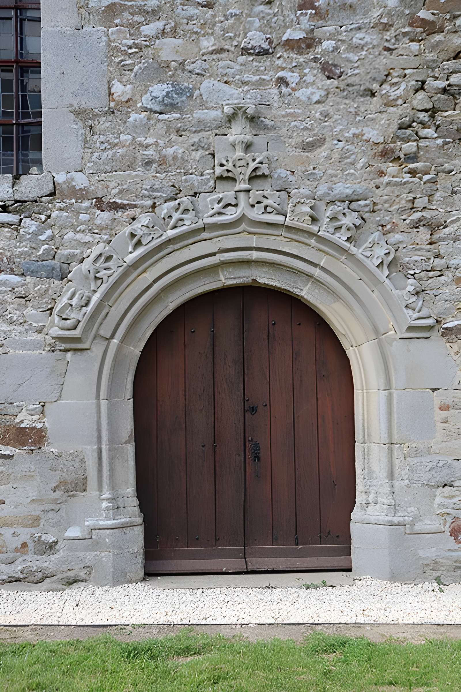Ancienne église Saint-Lunaire de Saint-Lormel