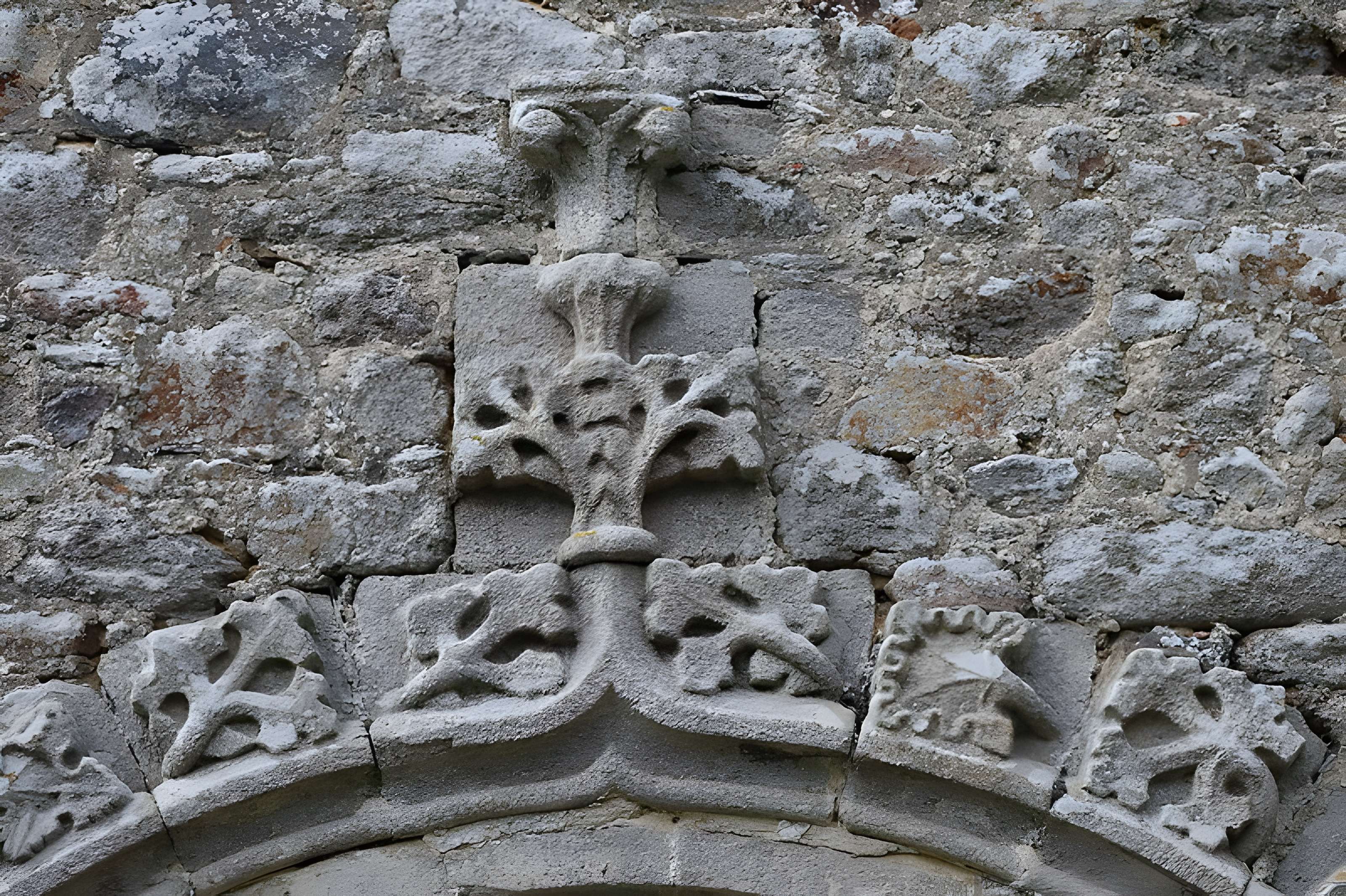 Ancienne église Saint-Lunaire de Saint-Lormel