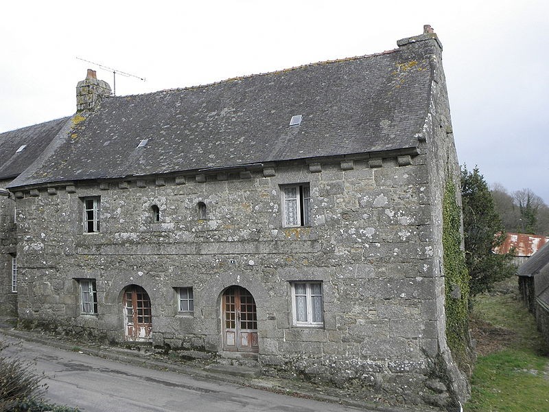 Photo de Ancienne maison 6 Rue de l'Église à Kergrist-Moëlou