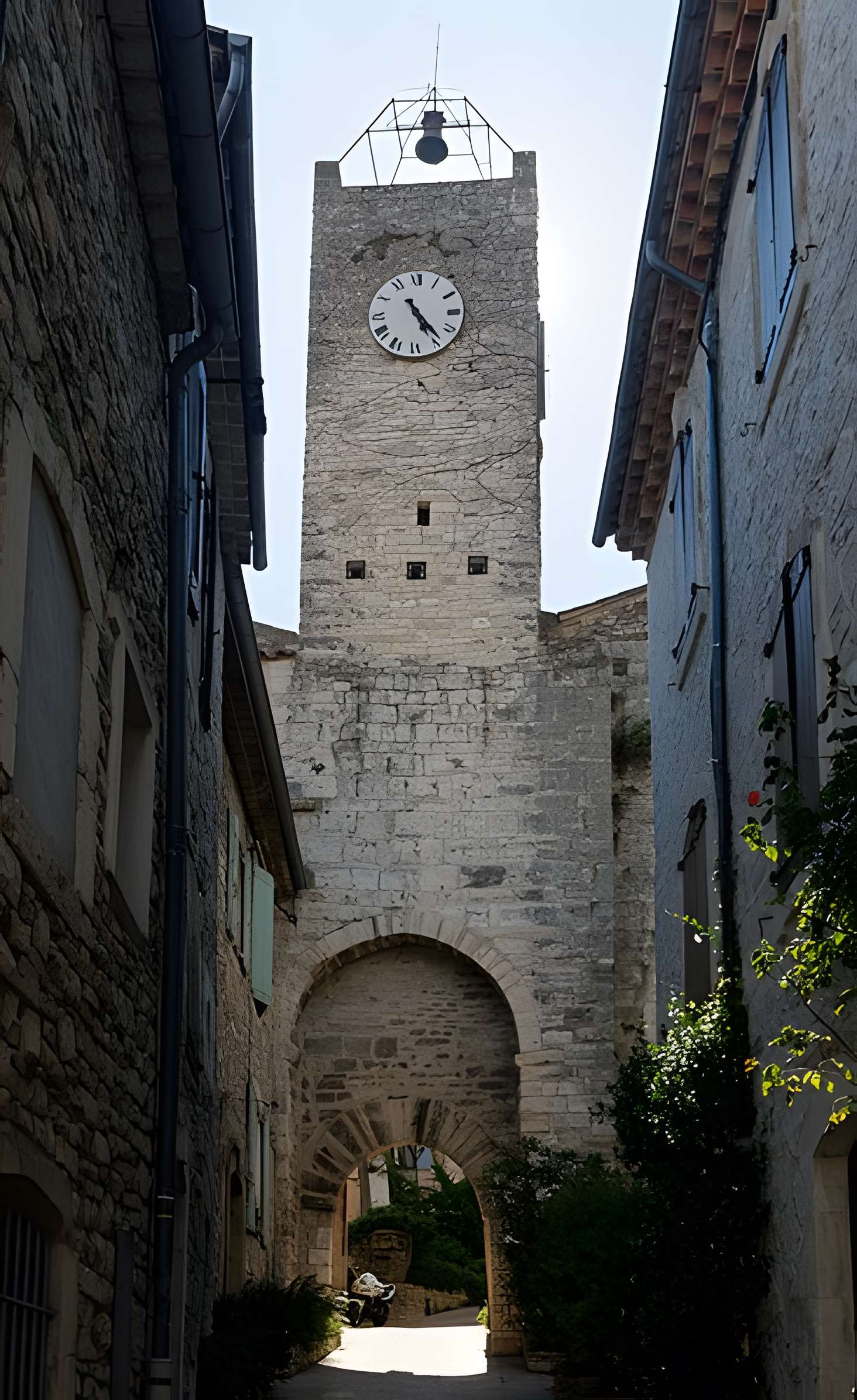 Ancienne porte fortifiée de Vézénobres