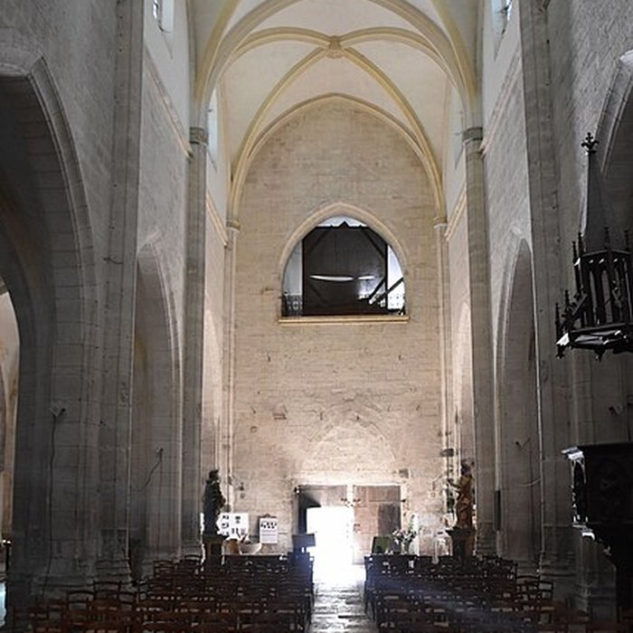 Photo de Ancienne prévôté Place Saint-Félicien à Issigeac