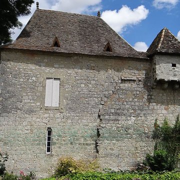 Ancienne prévôté Place Saint-Félicien à Issigeac