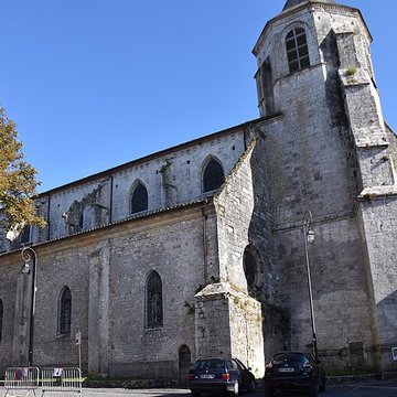 Ancienne prévôté Place Saint-Félicien à Issigeac