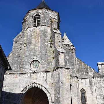 Ancienne prévôté Place Saint-Félicien à Issigeac