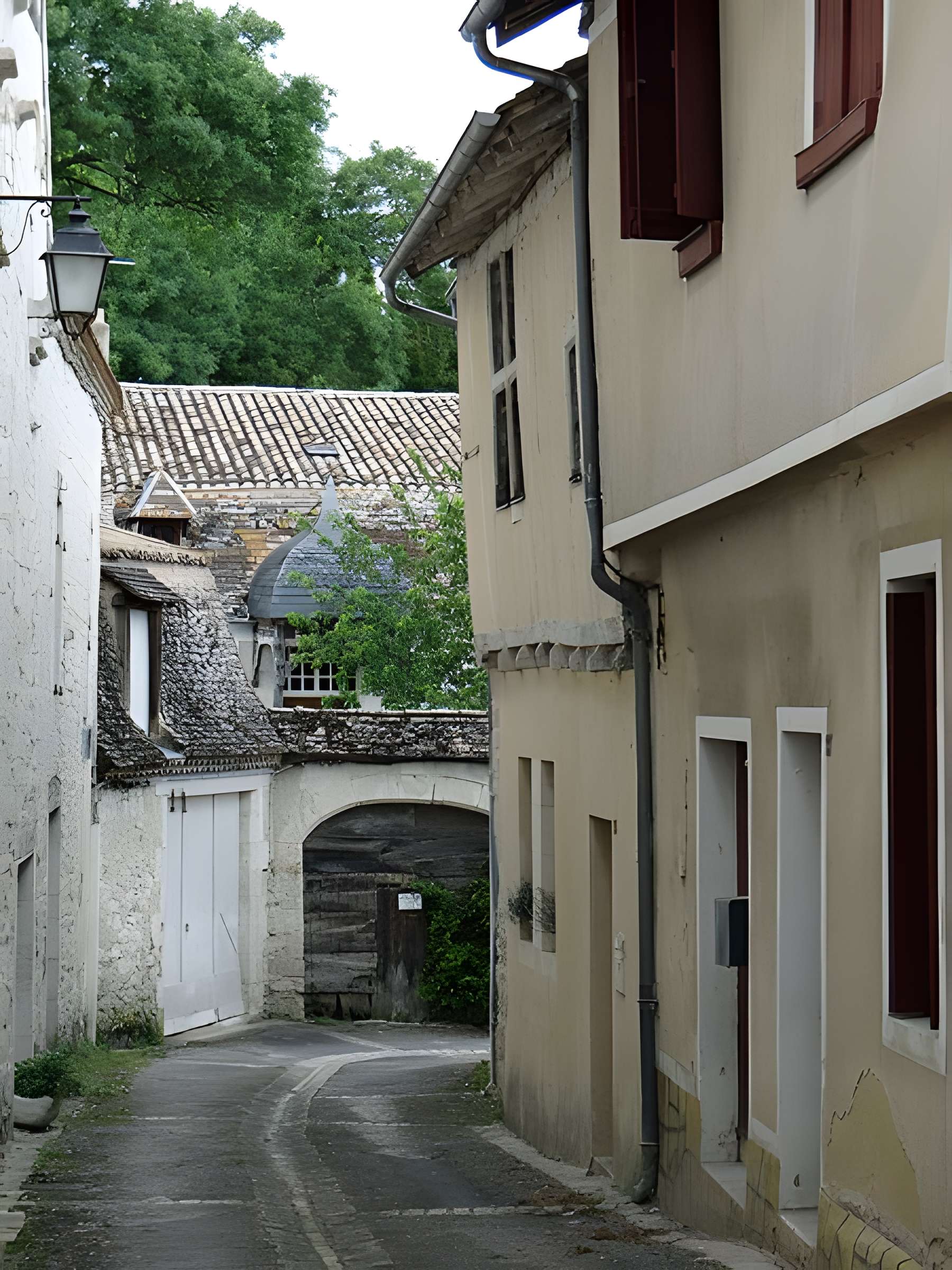 Ancienne prévôté Place Saint-Félicien à Issigeac