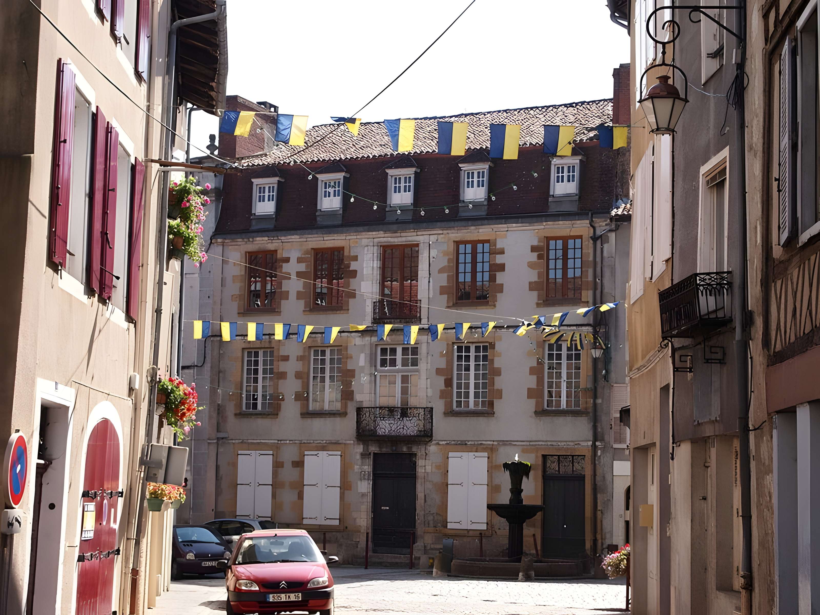 Ancienne sous-préfecture de Confolens 