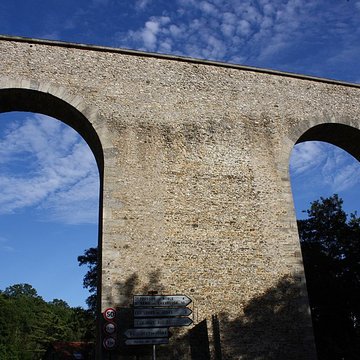 Aqueduc de Buc