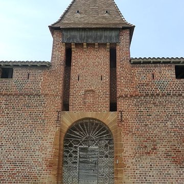 Maison forte de Villon à Villeneuve