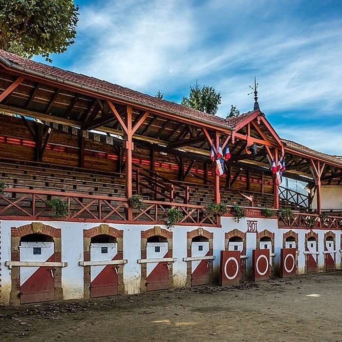 Photo de Arènes Jean Bartherotte à Estang
