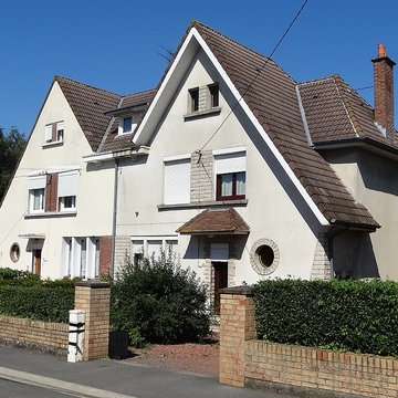 Anciens grands bureaux et ateliers centraux de la compagnie des mines de Vicoigne-Noeux-Drocourt