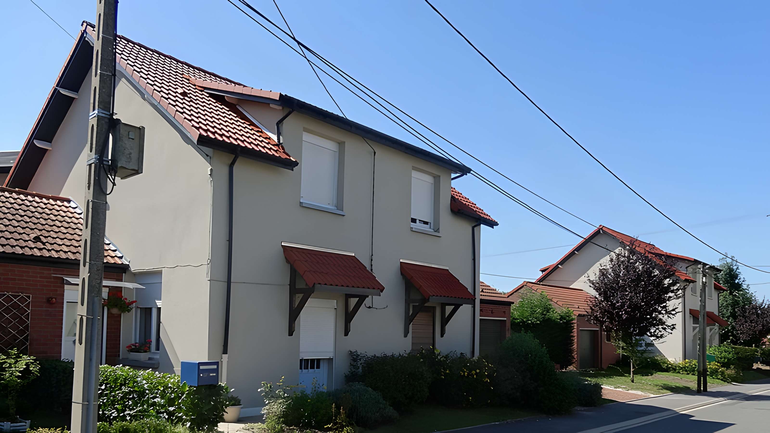 Anciens grands bureaux et ateliers centraux de la compagnie des mines de Vicoigne-Noeux-Drocourt