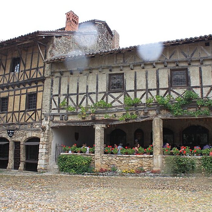 Photo de Maison Jean Escoffier à Pérouges