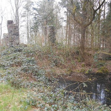Base de lancement de V1 du bois des Huit-Rues à Morbecque