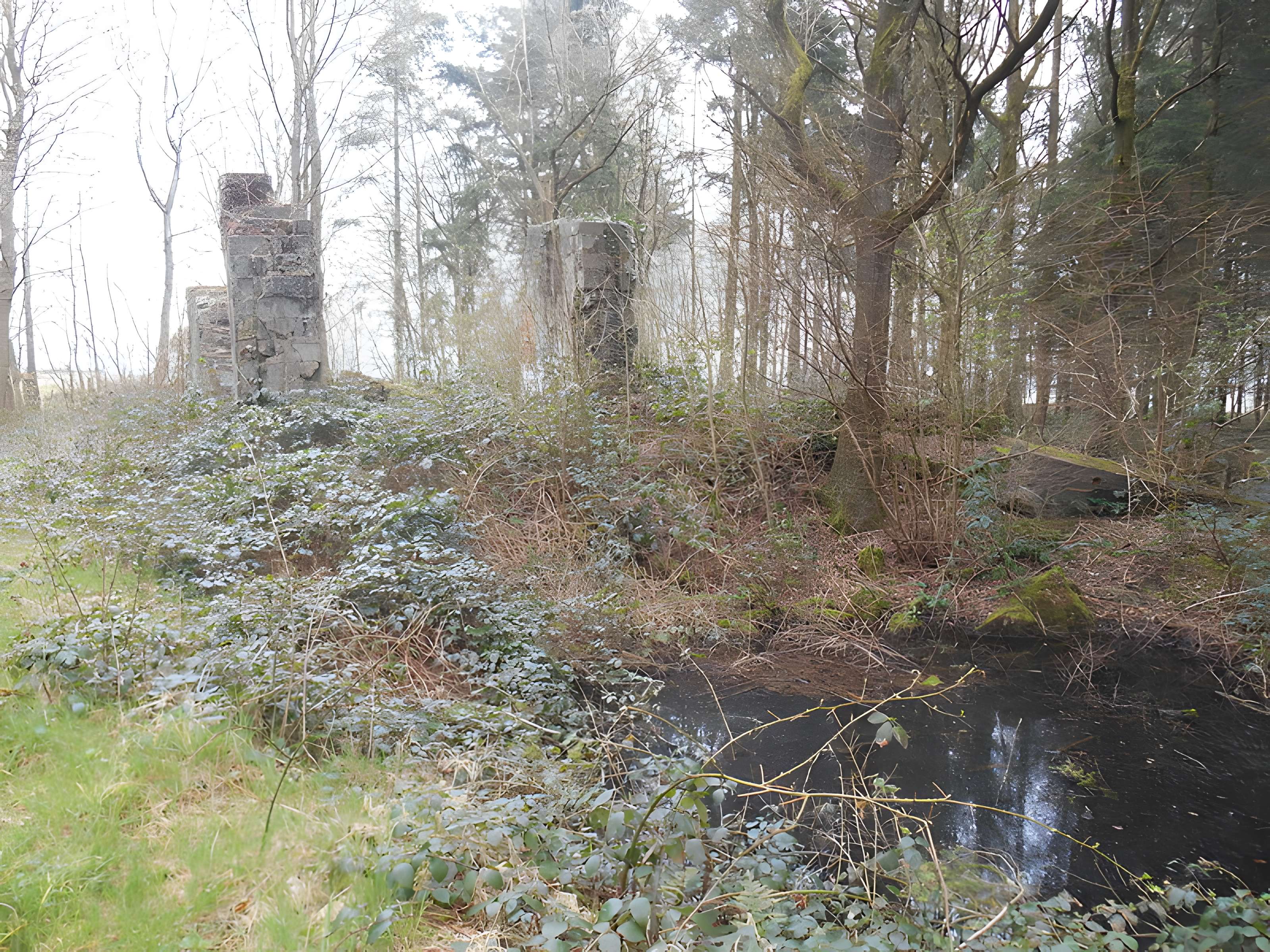 Base de lancement de V1 du bois des Huit-Rues à Morbecque