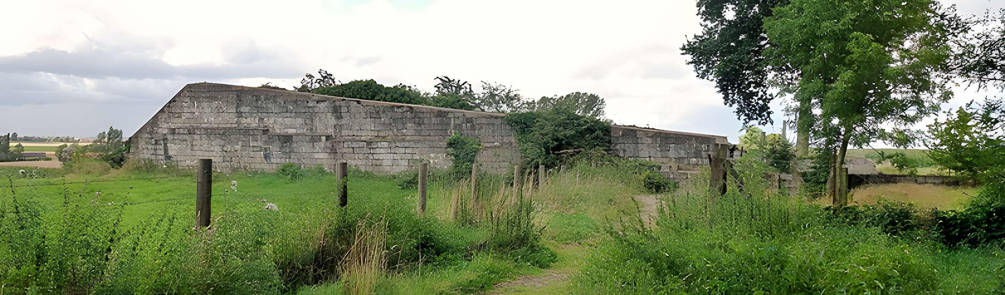 Base de lancement de V1 du bois des Huit-Rues à Morbecque