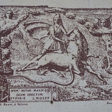 Bas-relief mithriaque à Bourg-Saint-Andéol