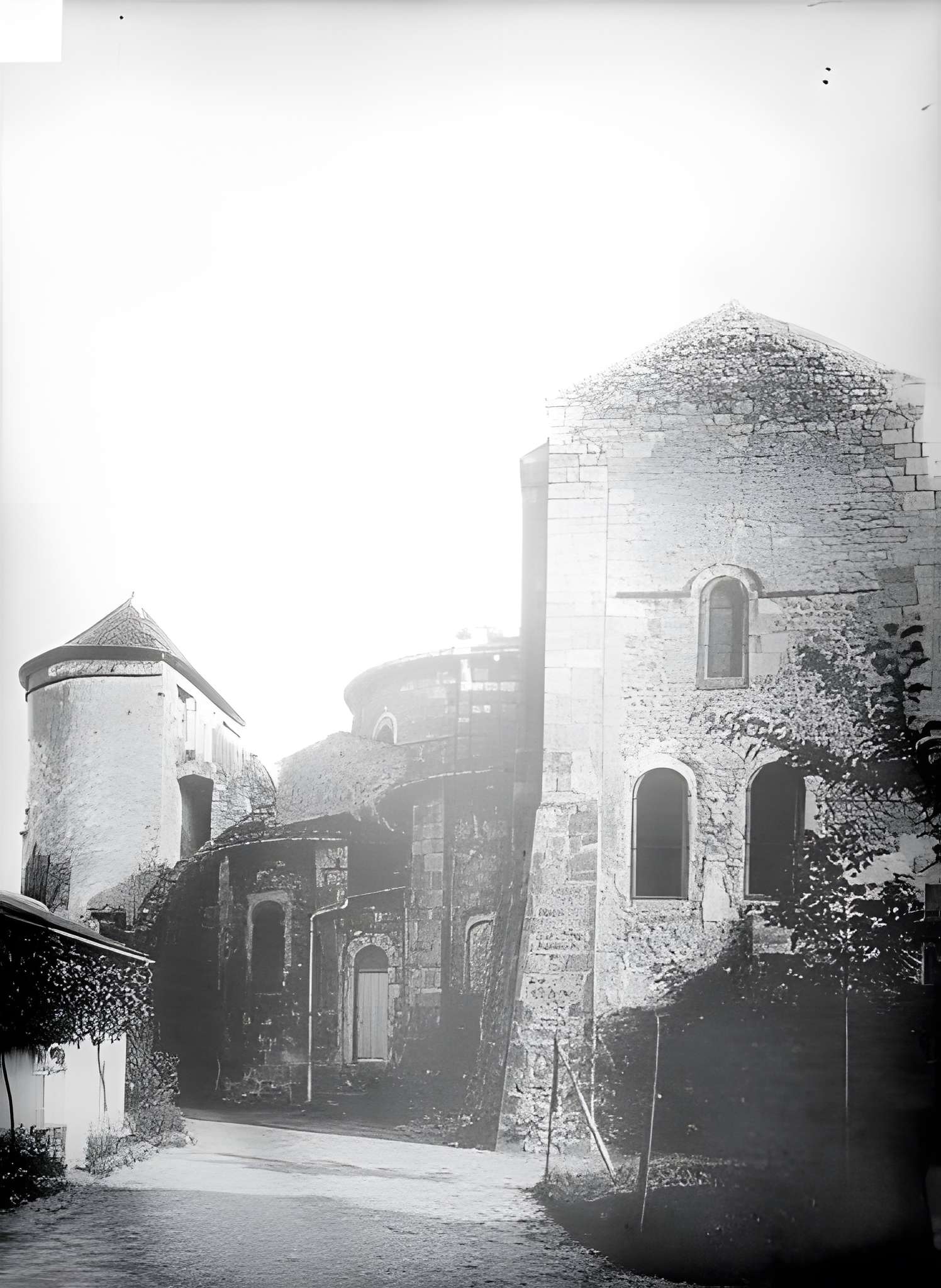 Abbaye Saint-Vincent de Chantelle