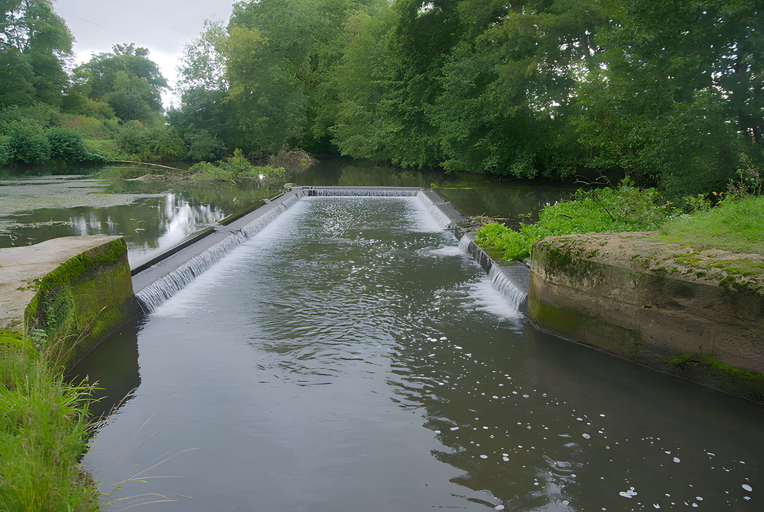 Becquet de l'Iton à Bourth