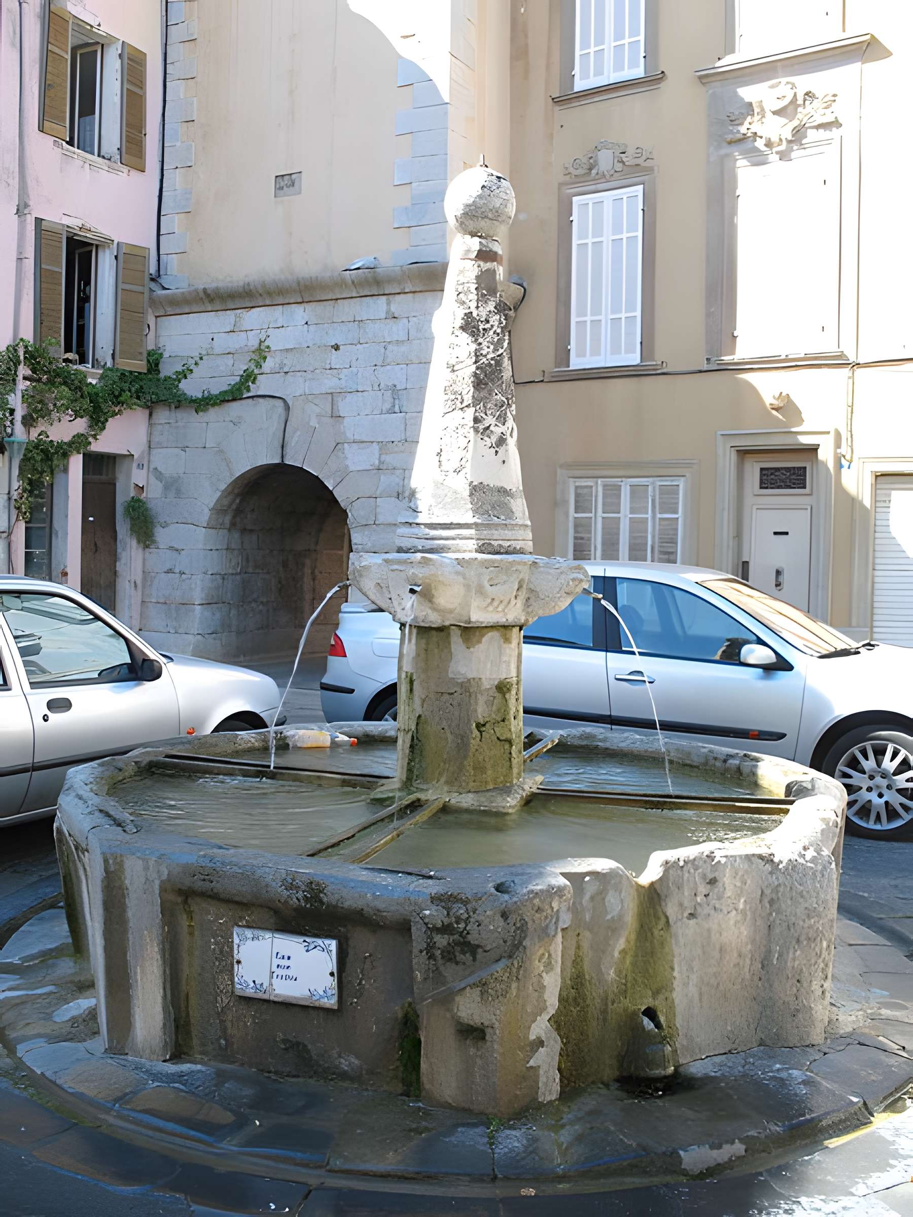 Beffroi de Besse-sur-Issole