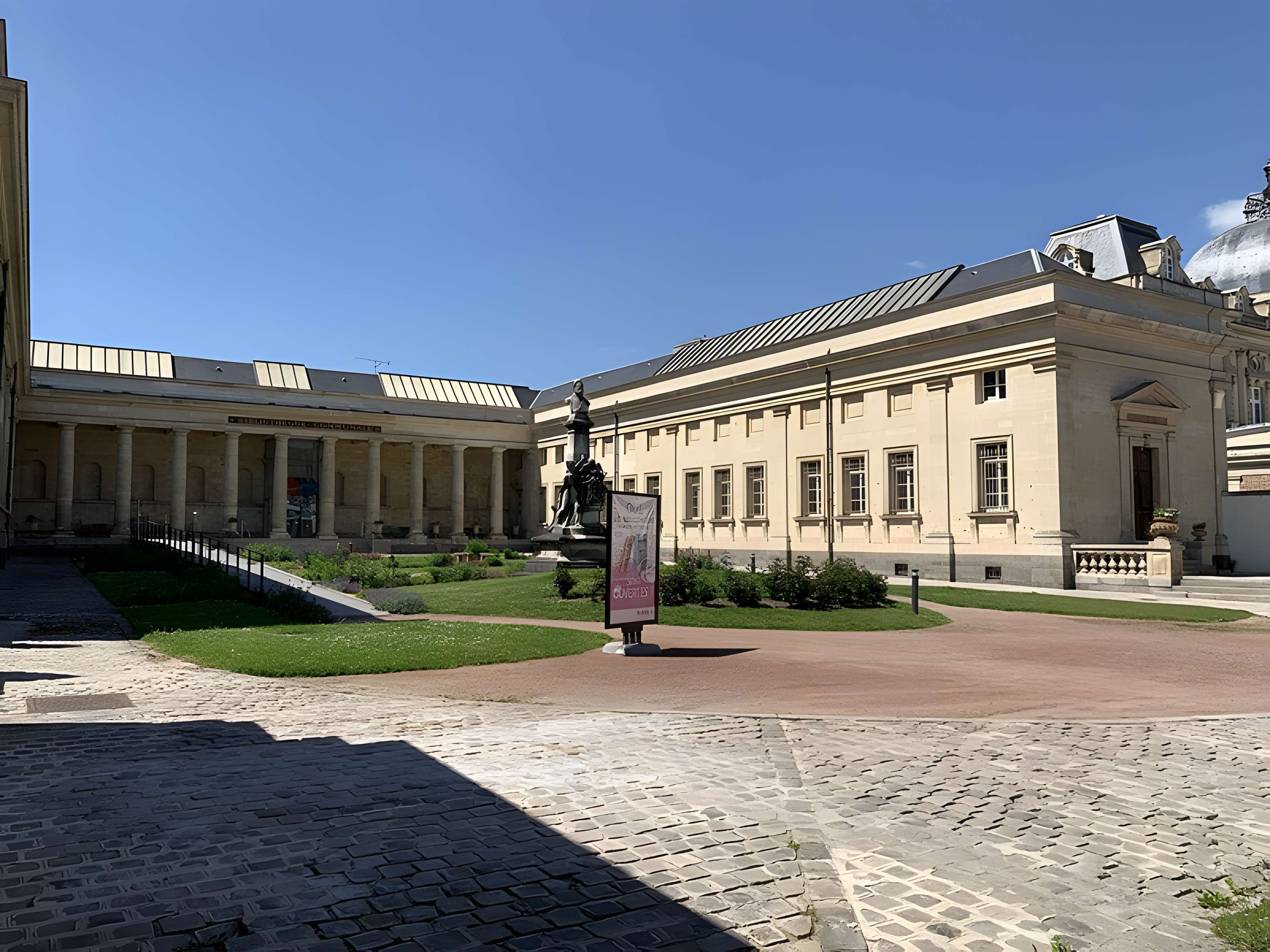 Bibliothèque municipale d'Amiens