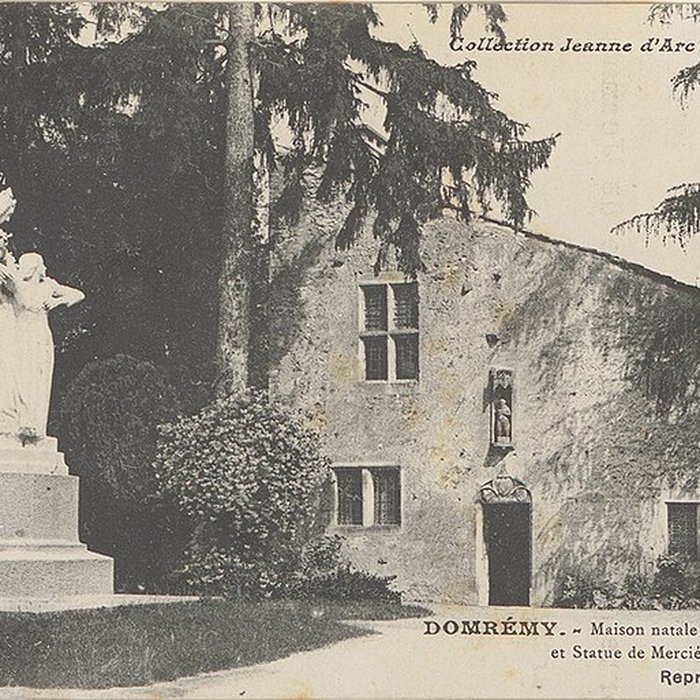 Photo de Maison natale de Jeanne dArc à Domrémy-la-Pucelle