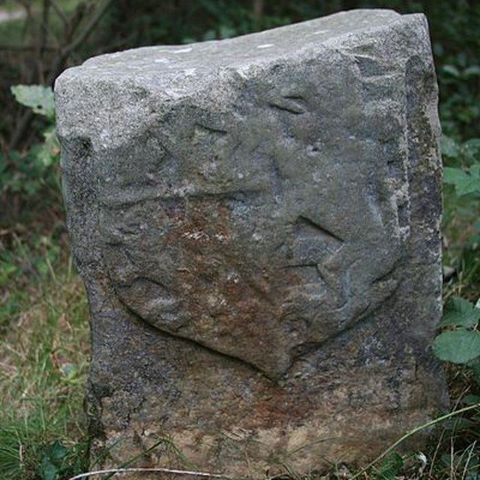 Photo de Borne armoriée des Bréviaires