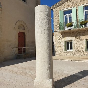 Borne milliaire de Manduel