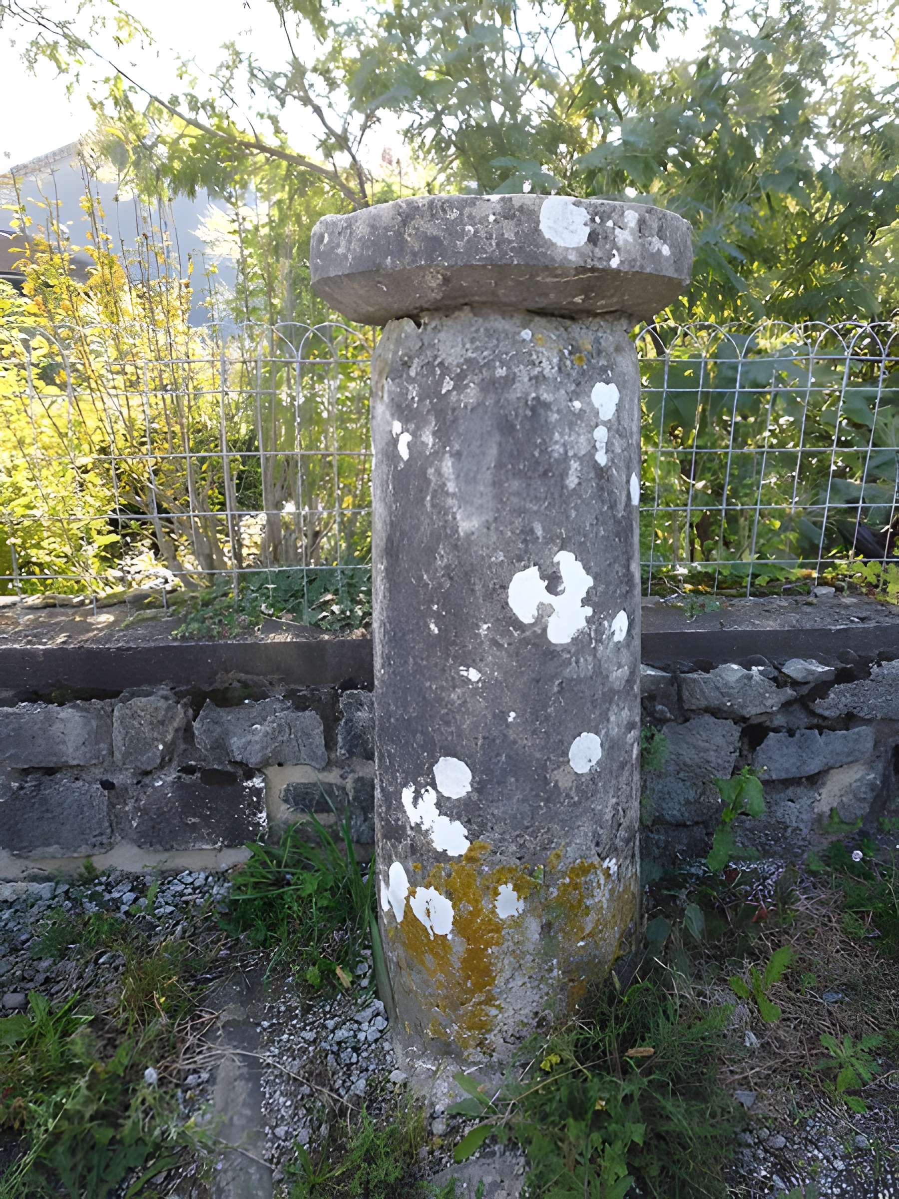 Borne milliaire de Saint-Germain 