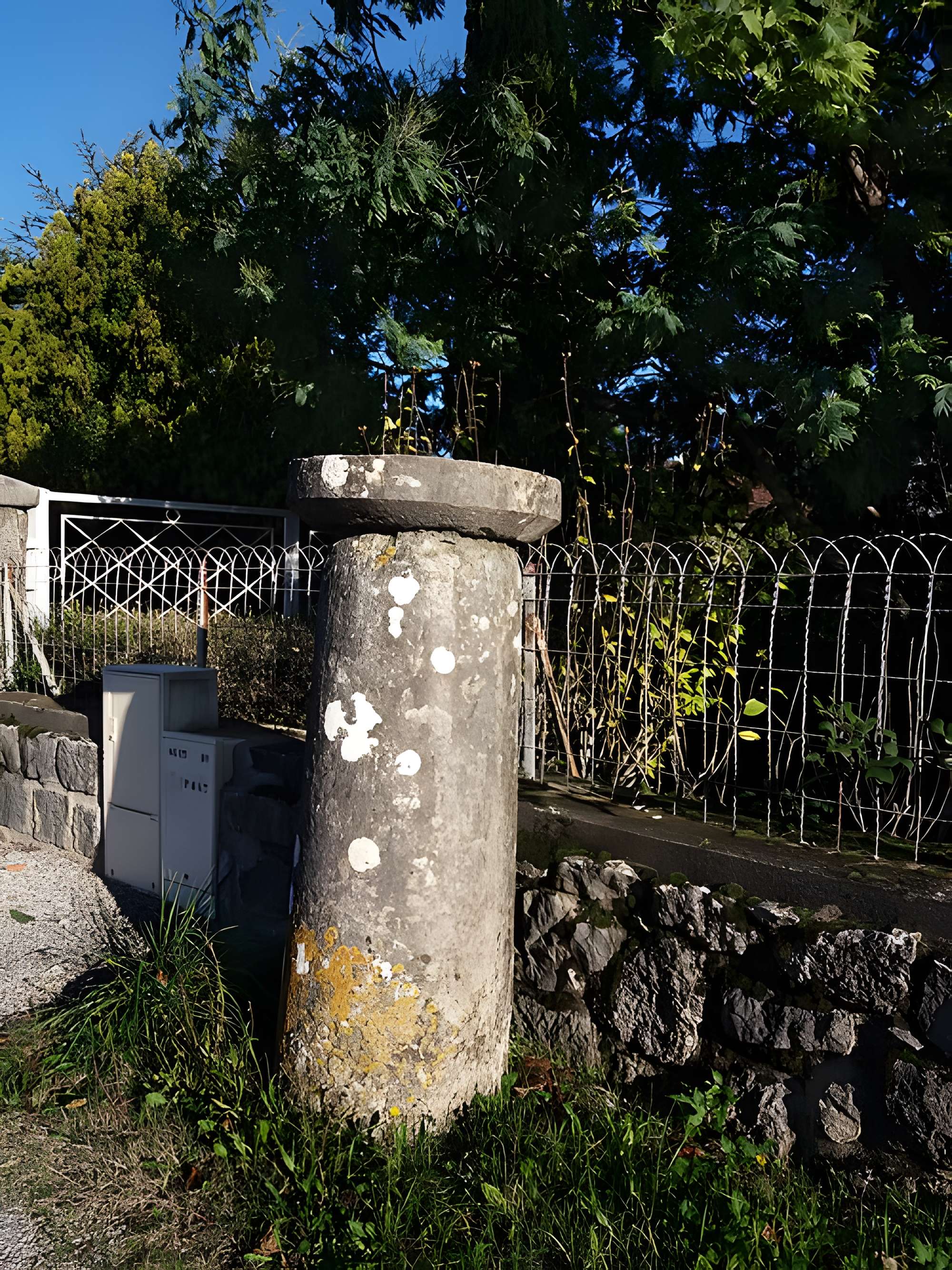 Borne milliaire de Saint-Germain