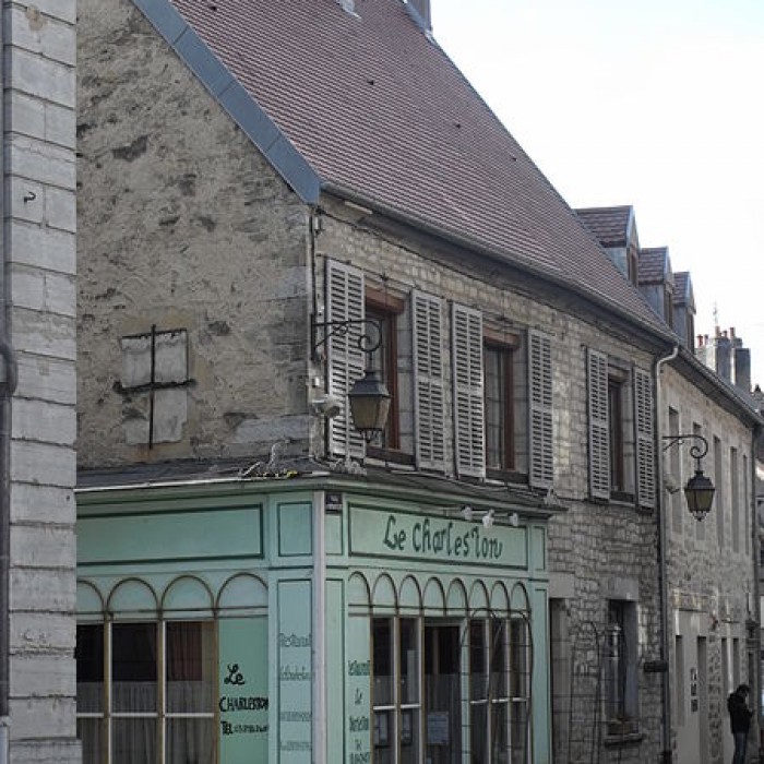 Photo de Café 10 Rue des Armuriers à Baume-les-Dames