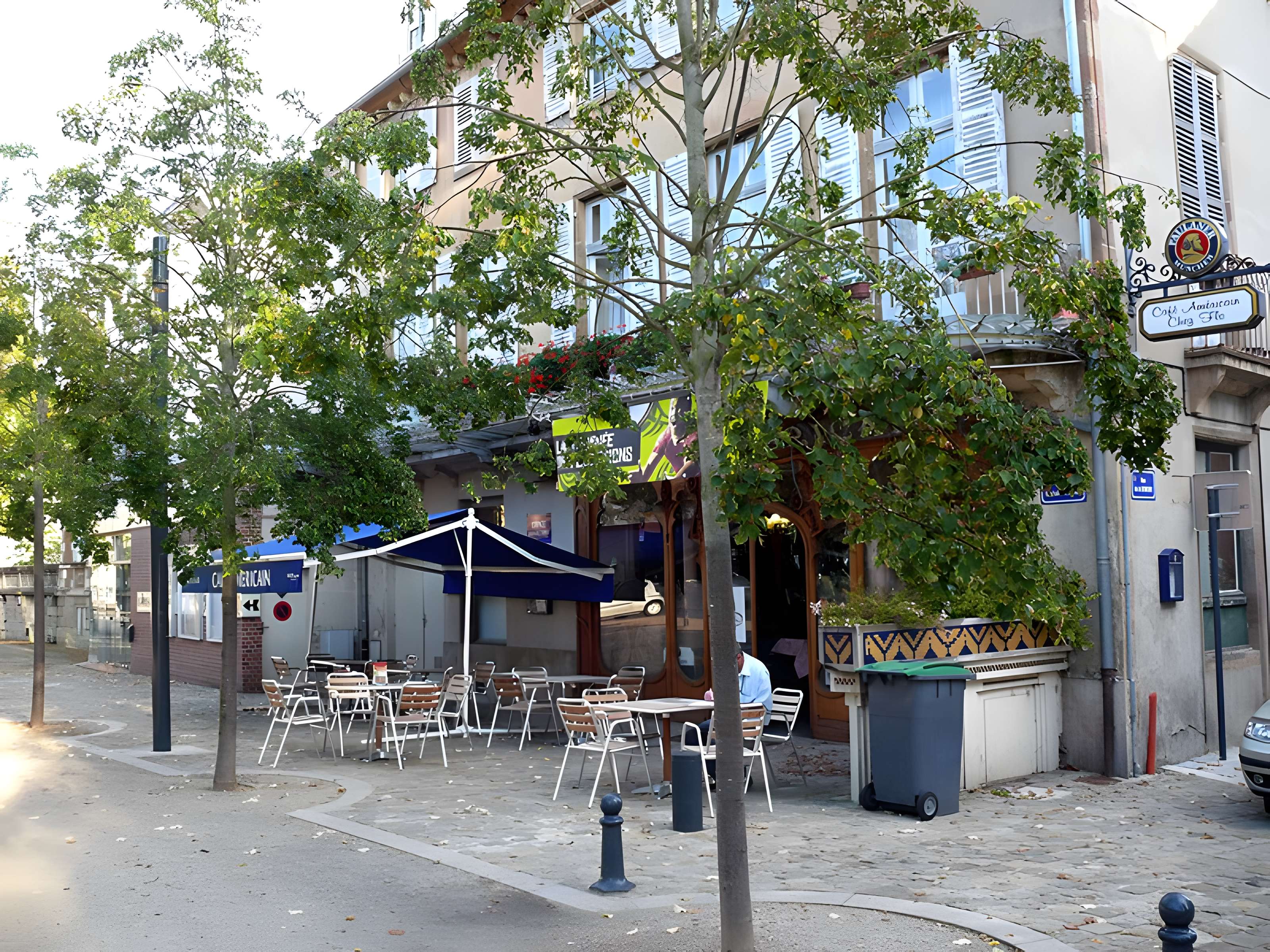Café américain à Moulins