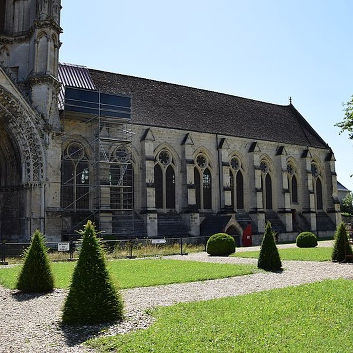 Photo de Abbaye St-Jean des Vignes de Soissons