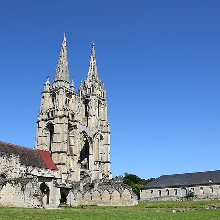 Photo de Abbaye St-Jean des Vignes de Soissons