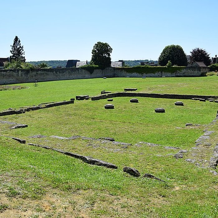 Photo de Abbaye St-Jean des Vignes de Soissons