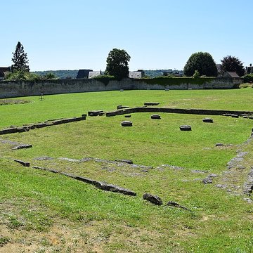 Abbaye St-Jean des Vignes de Soissons
