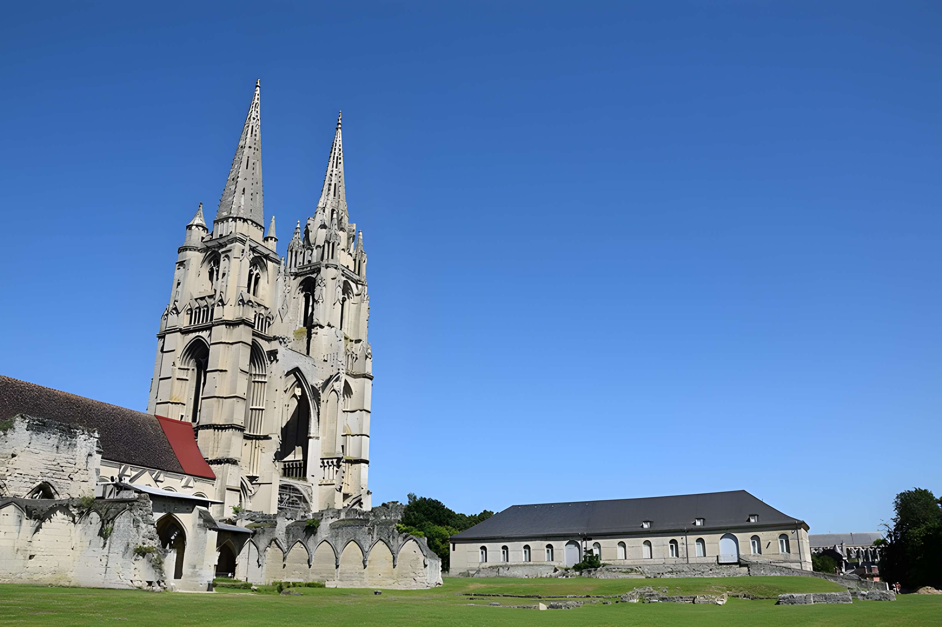 Abbaye St-Jean des Vignes de Soissons