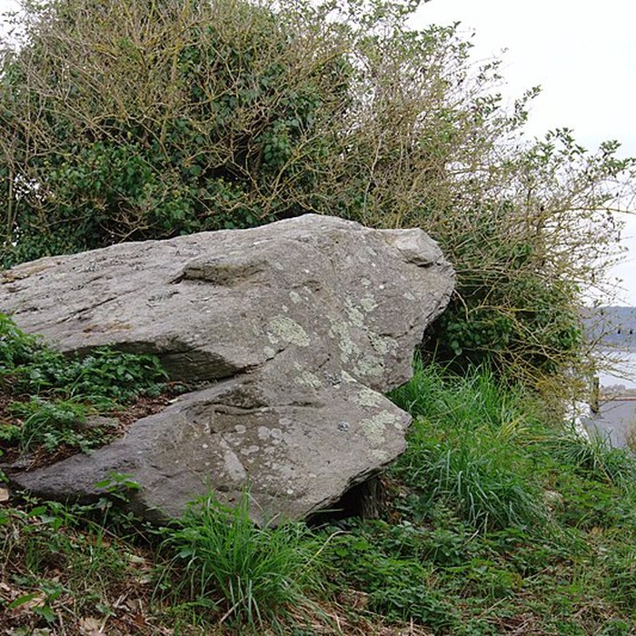 Photo de Cairn de Roscoualch à Trédrez-Locquémeau