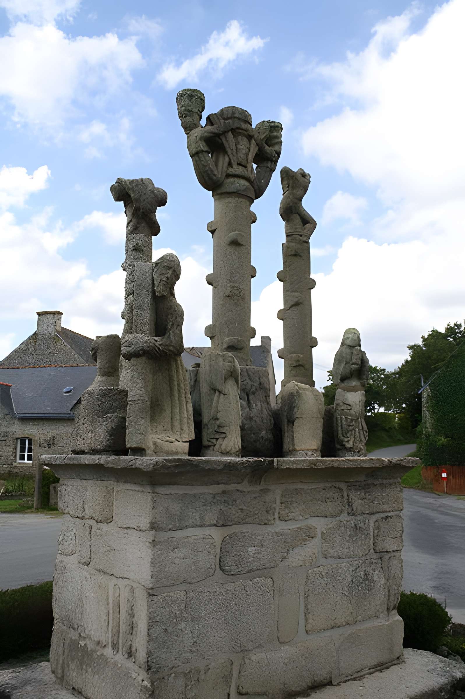 Calvaire de Bonigeard à Meslan