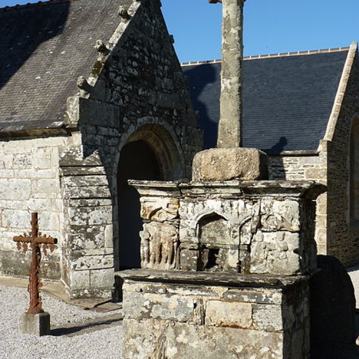 Photo de Calvaire de la chapelle de Rosquelfen