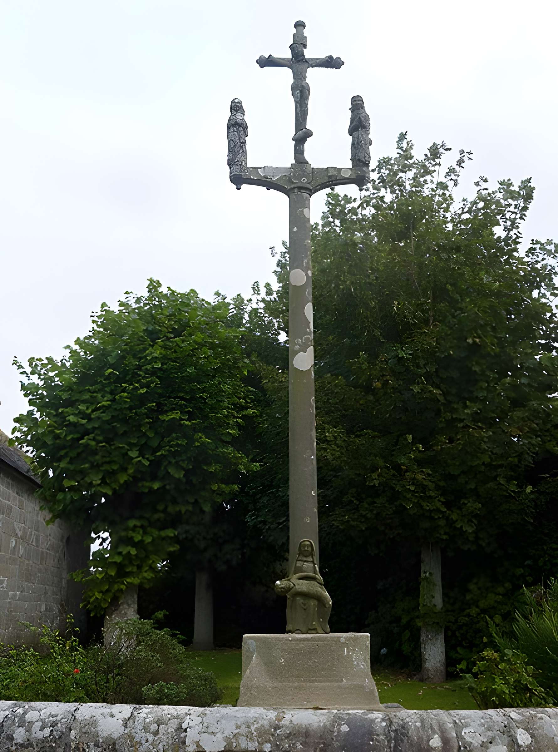 Calvaire de la chapelle Sainte-Catherine de Mespaul